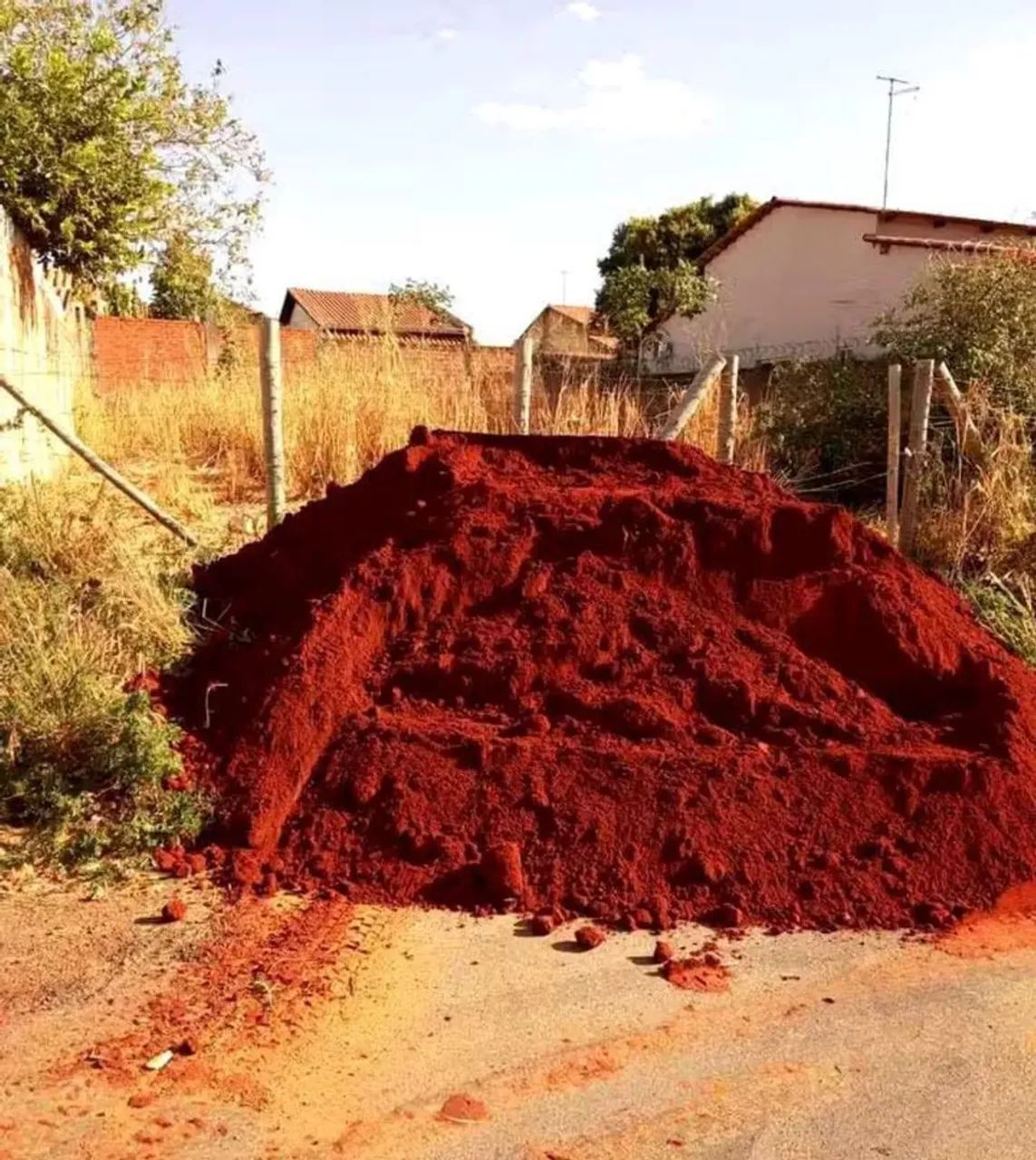 Terra vermelha  - Foto 2