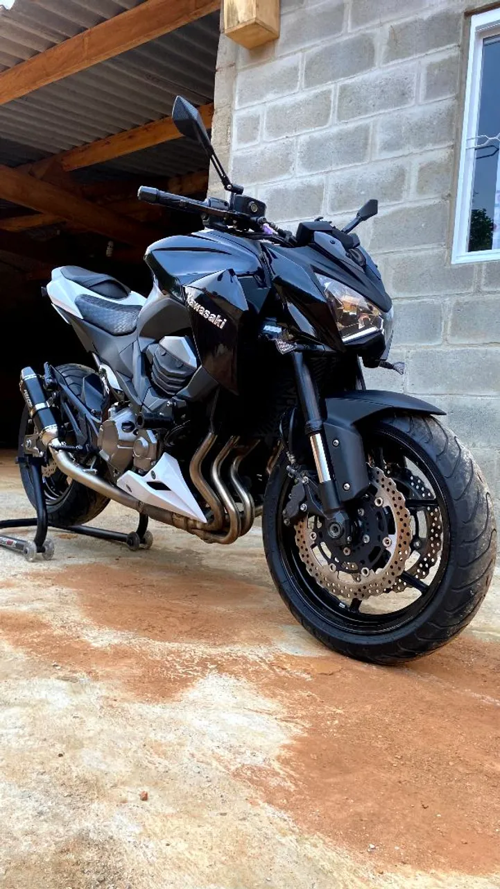 Motos KAWASAKI Z-800 no Brasil
