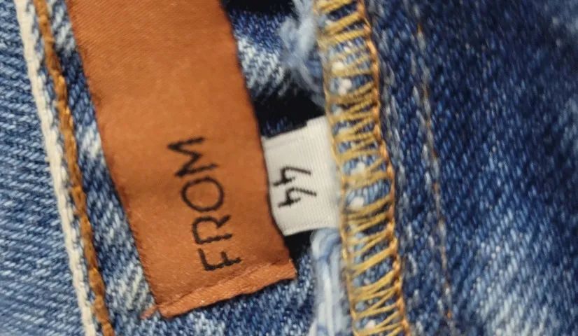 Calça jeans feminina FROM tam 44 - Foto 3