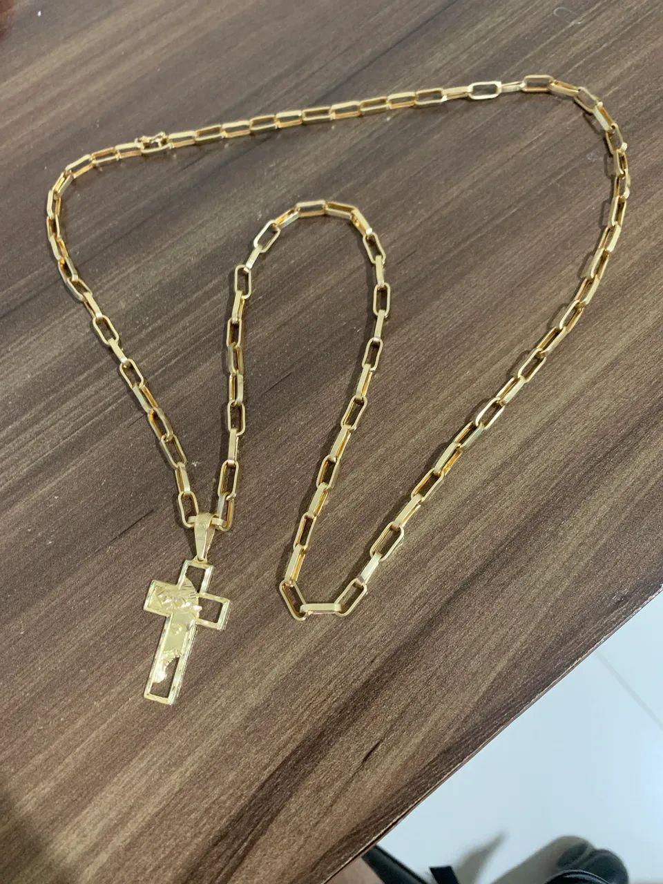 Corrente tijolinho ouro 18k com cruz