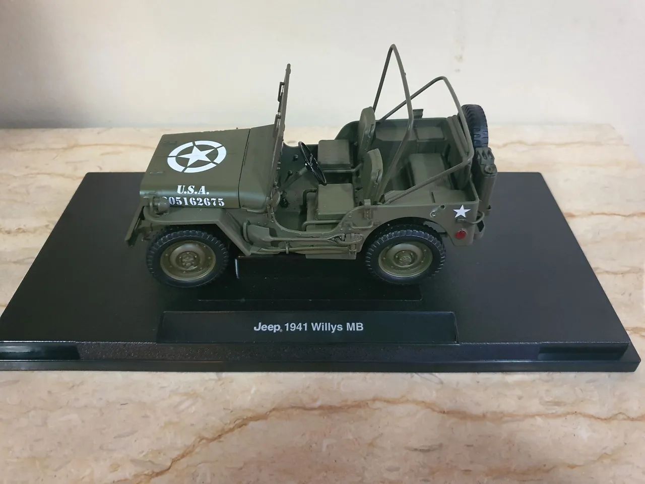 VEÍCULO JEEP WILLYS 1941 