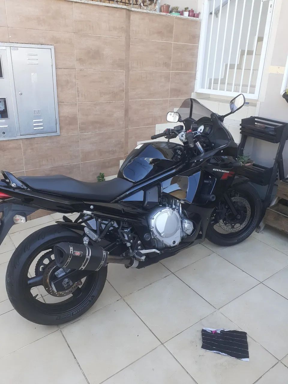 SUZUKI GSX 650F   2009