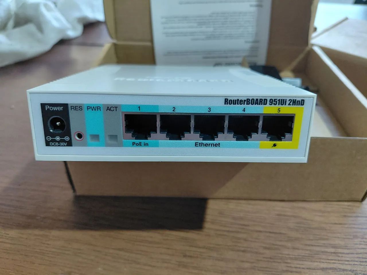 Roteador Mikrotik RB951 UI 2hnd Series - Foto 4