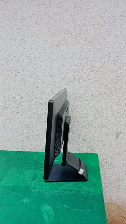 Monitor de Led HP EliteDisplay E231 de 23 polegadas - Foto 4