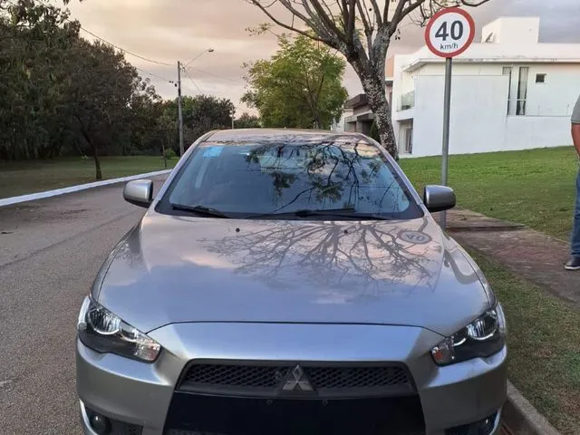MITSUBISHI LANCER 2019
