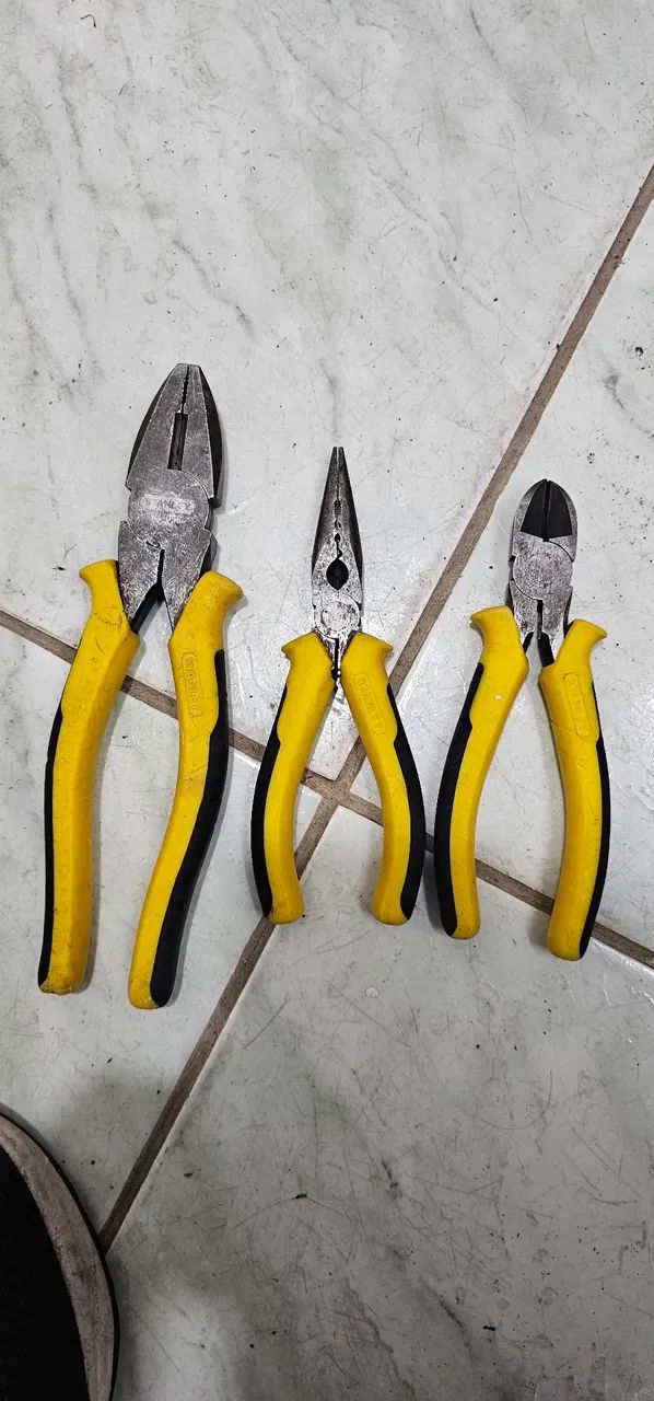 Jogo Alicates Stanley e Ferramentas64717829667969120