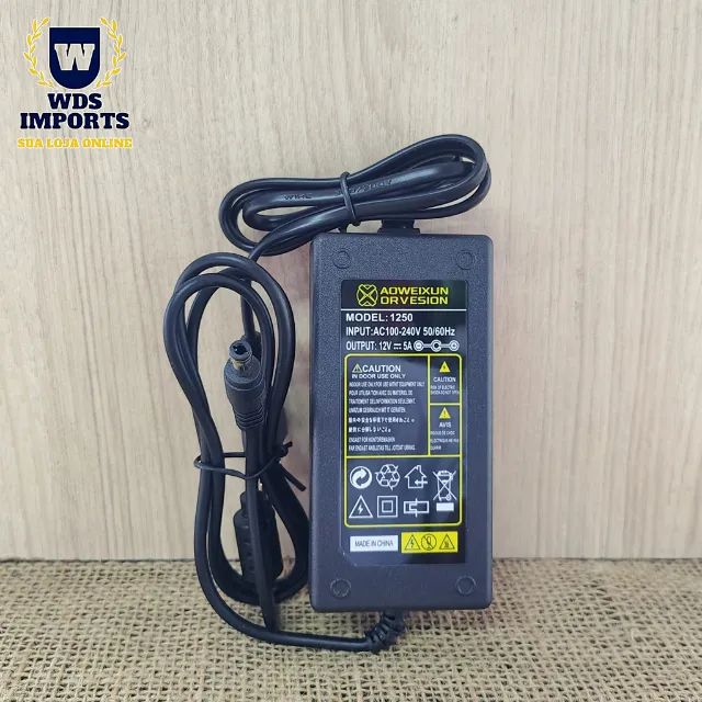 Fonte Alimenta ção 12V 5A - Foto 2