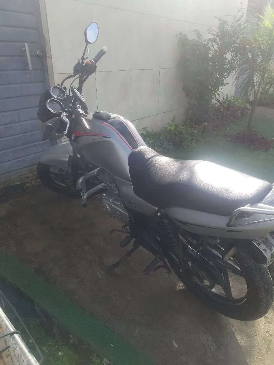 Suzuki 2010 - Foto 2