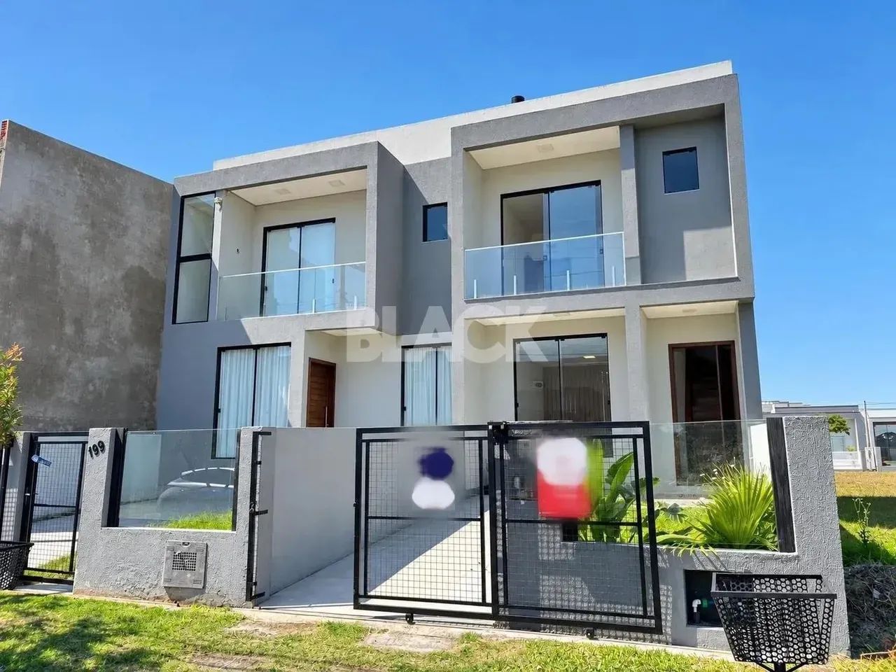 SOBRADO 2 SUITES EM PASSO DE TORRES