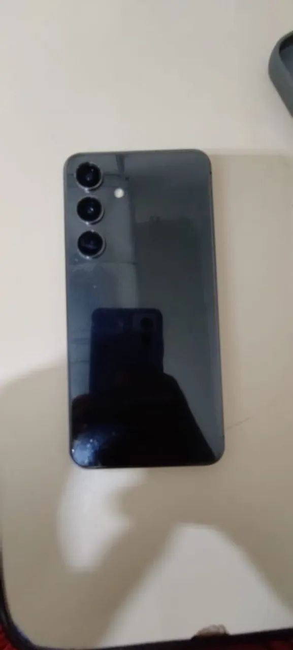 SAMSUNG S24