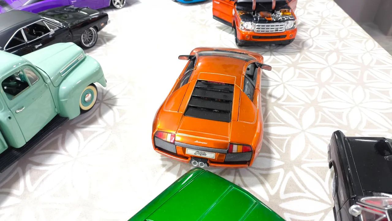 Lamborghini 1/18 linda  - Foto 4