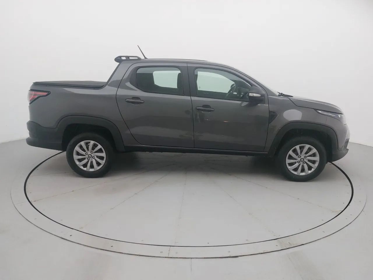 Fiat Strada Freedom 1.3 Flex 8V CD, foto 6 de 18