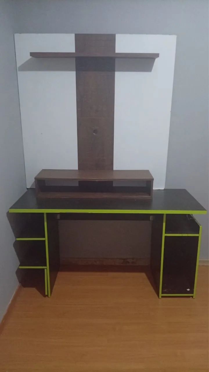 Cadeira gamer, mesa para computador e guarda roupa  - Foto 5