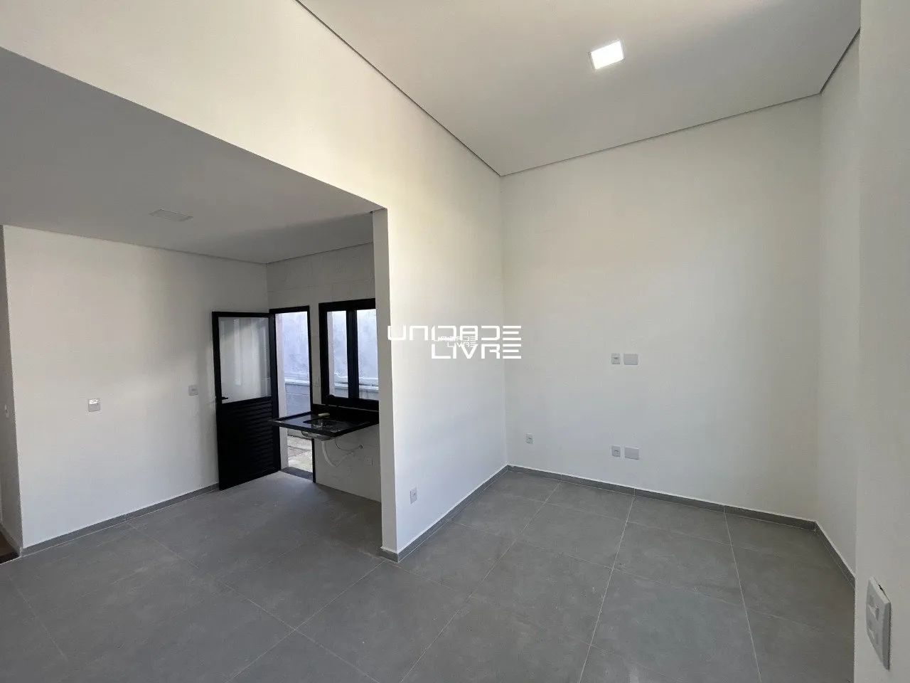 Casa Térrea -Terreno 5x30 Localização Tranquila e Privilegiada - Foto 3