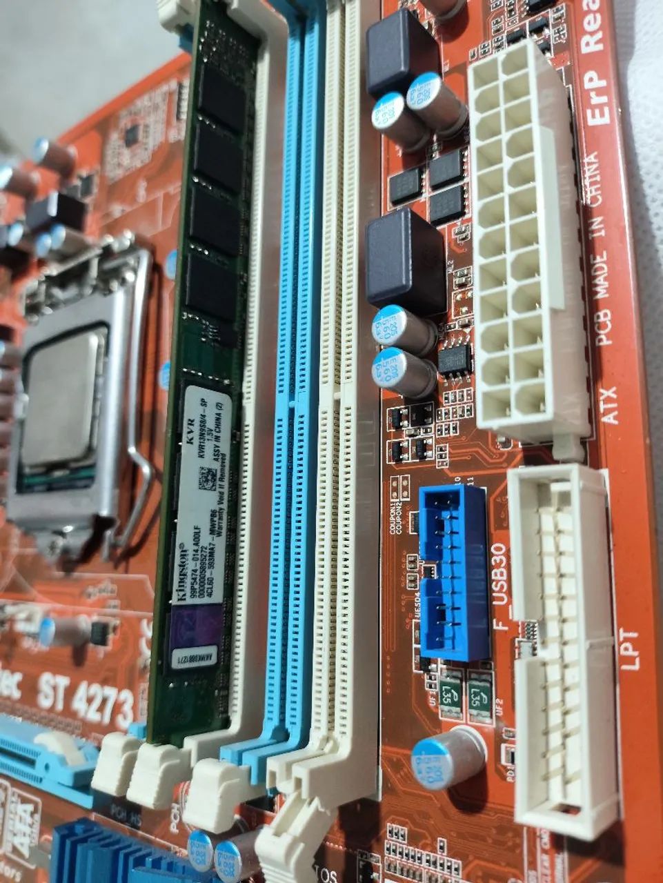 Kit 1155 Placa mãe ST4273 + i5 3570 + 4gb de ram - Foto 4