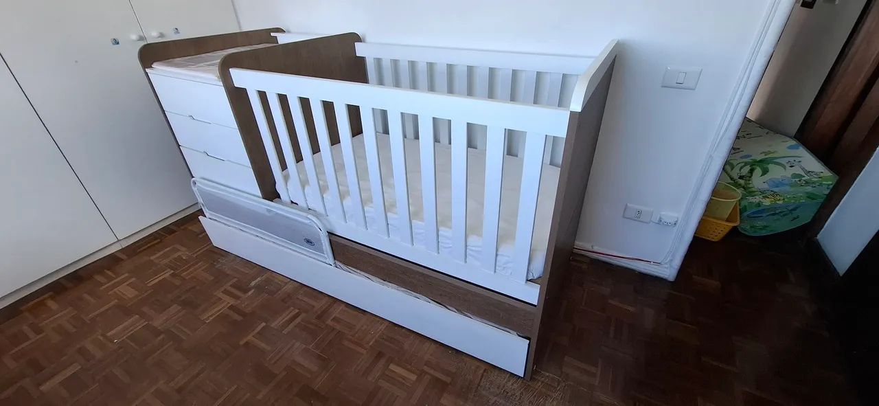 Conjunto de berço, cama, cômoda e trocador - Foto 4