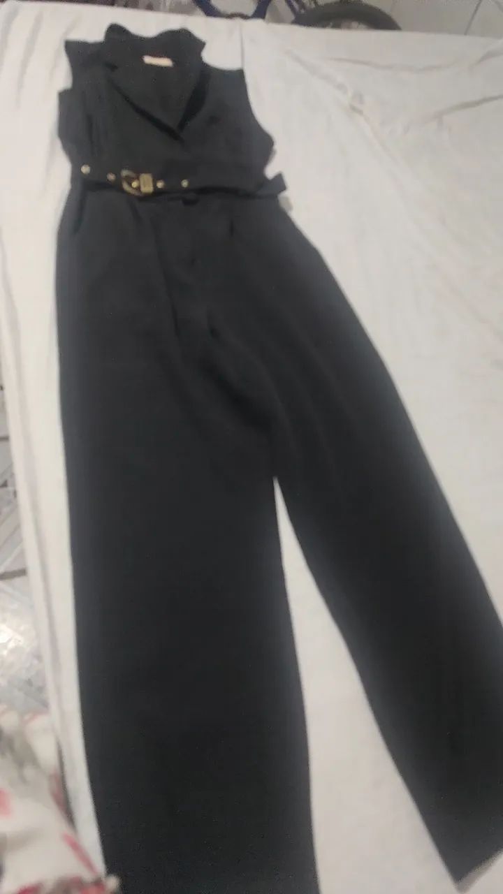 Macacão preto básico e elegante  - Foto 4