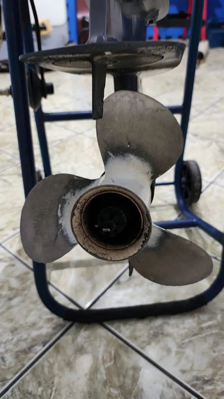Motor de popa YAMAHA 25 HP  - Foto 4