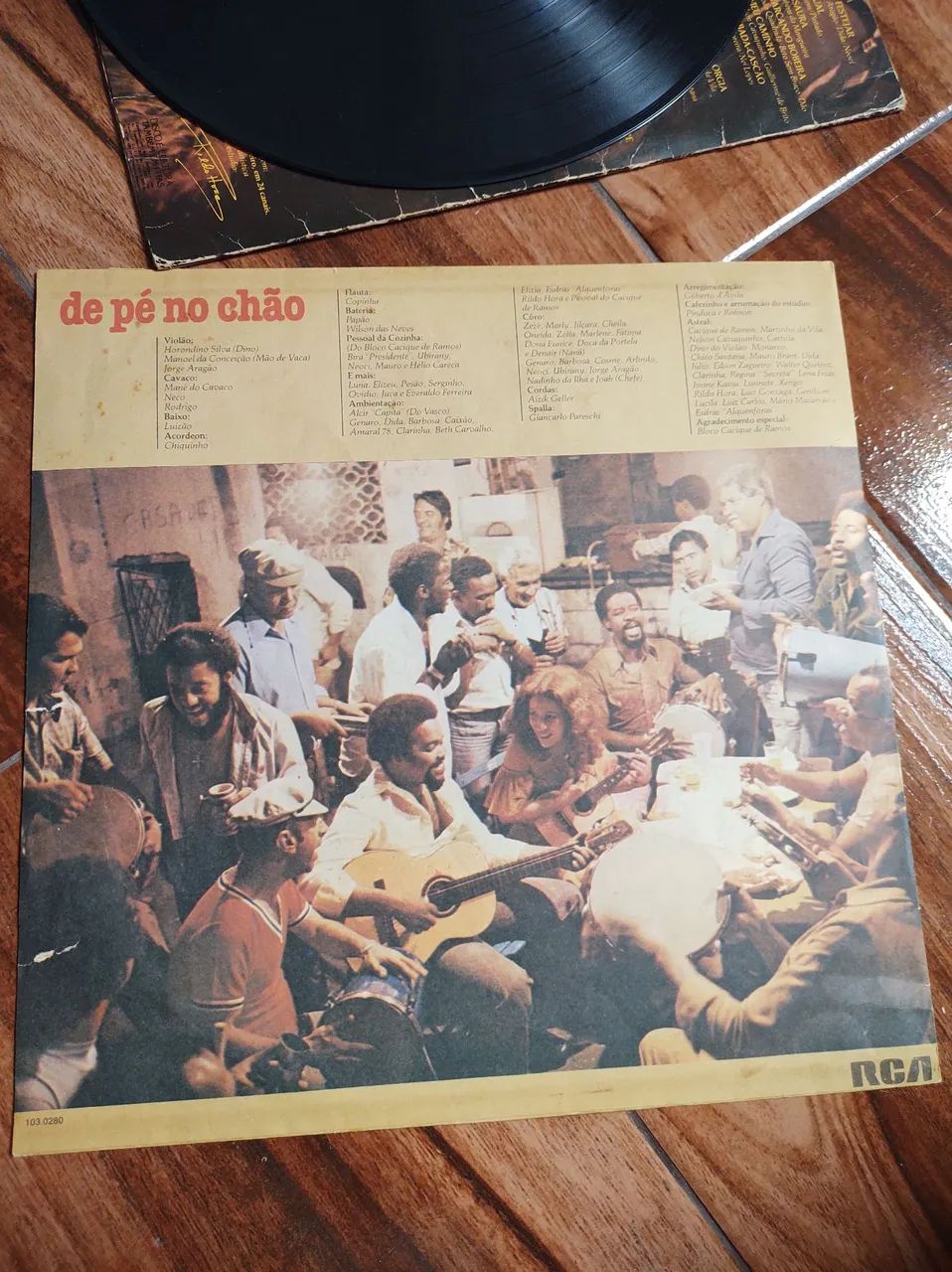 Disco vinil Beth Carvalho " de pé no chão" - Foto 5