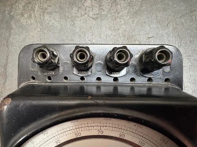 Voltímetro Analógico Antigo NORMA  - Foto 2