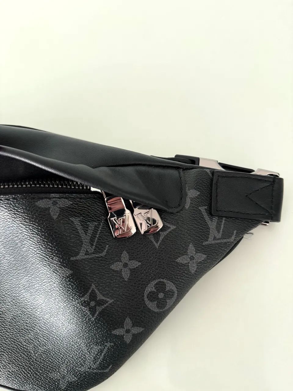 Bolsa Original Louis Vuitton Pochete Bumbag Discovery PM Monogram Eclipse - Foto 3