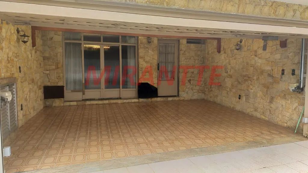 Sobrado de 211m² com 4 quartos em Bom Retiro