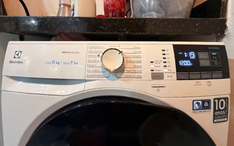 LAVA E SECA ELECTROLUX INVERTER  - Foto 2