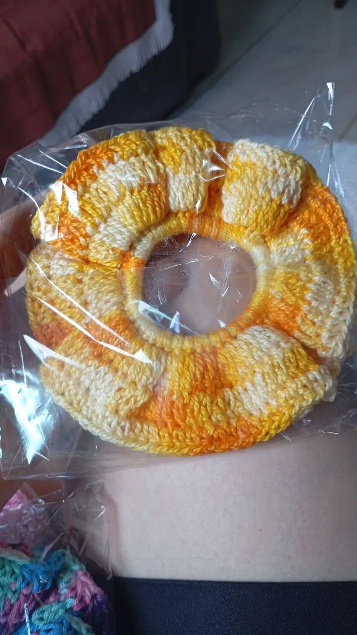 Xuxinha de cabelo crochê  - Foto 2