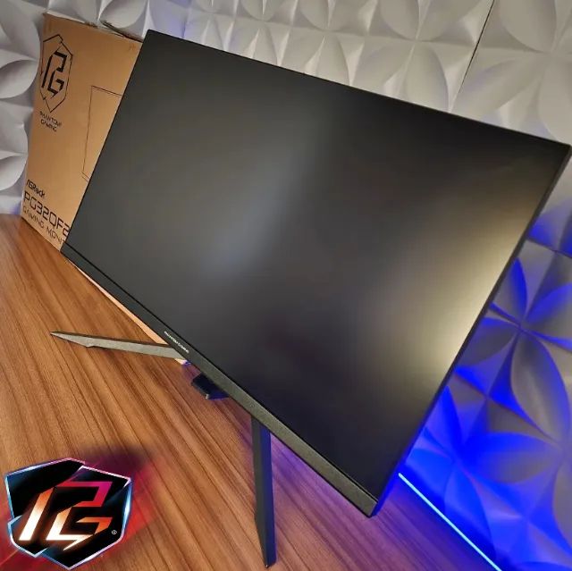 Monitor Gamer ASRock Phantom Gaming 32PL 165Hz 2K Quad-HD + HDR na Caixa.