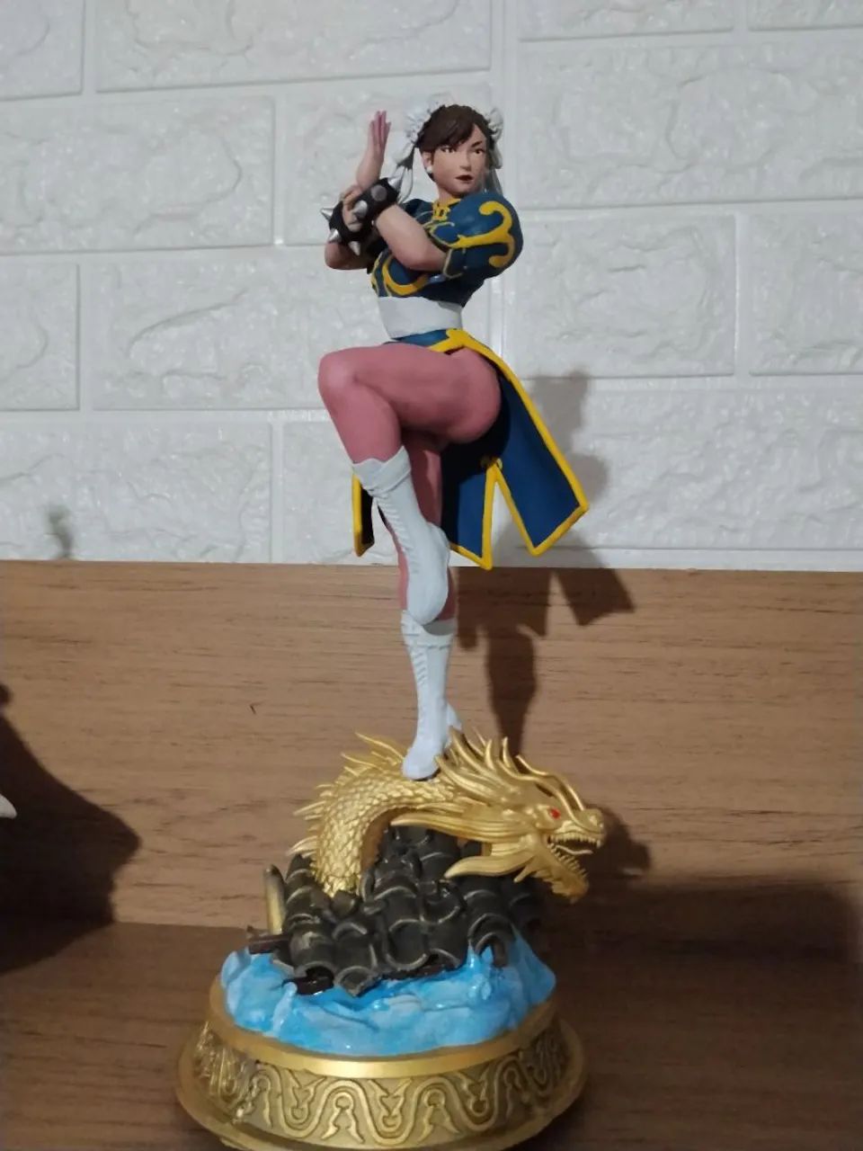 Action figure Chun-li 1/10