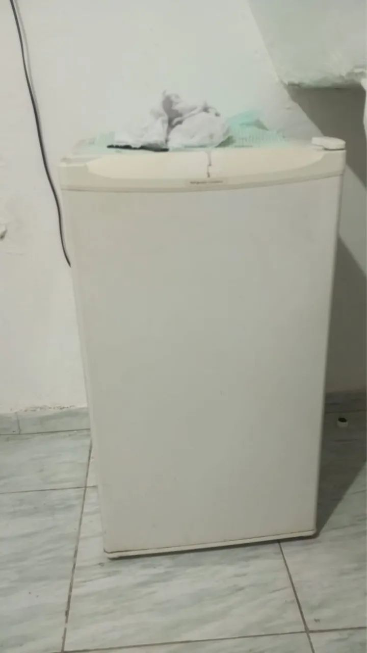 VENDO FRIGOBAR