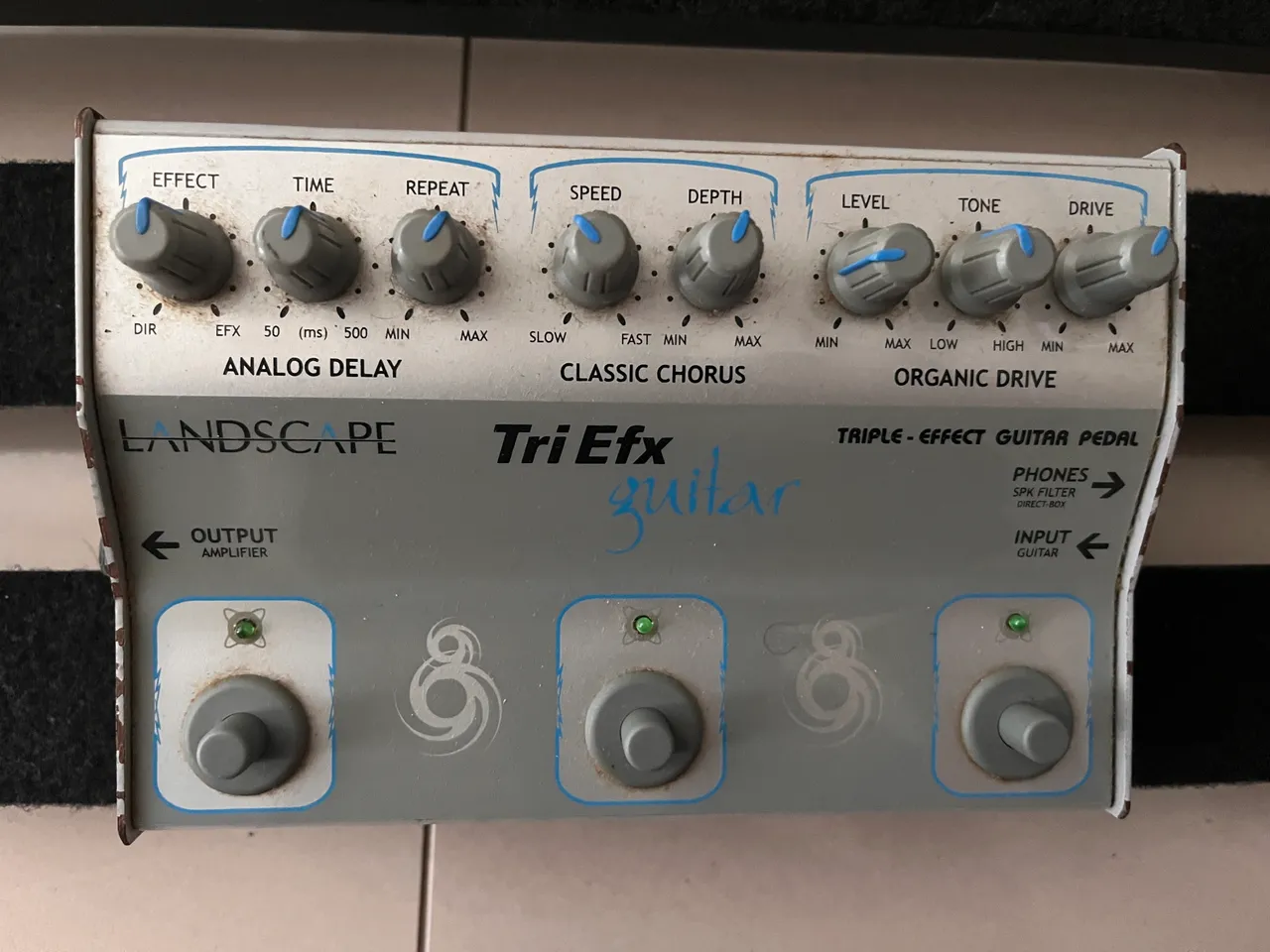 TC HELICON / HARMONY SINGER アダプター付き中古値下げ Pedal TC helicon Harmony singer 2 - Equipamentos e Acessórios de