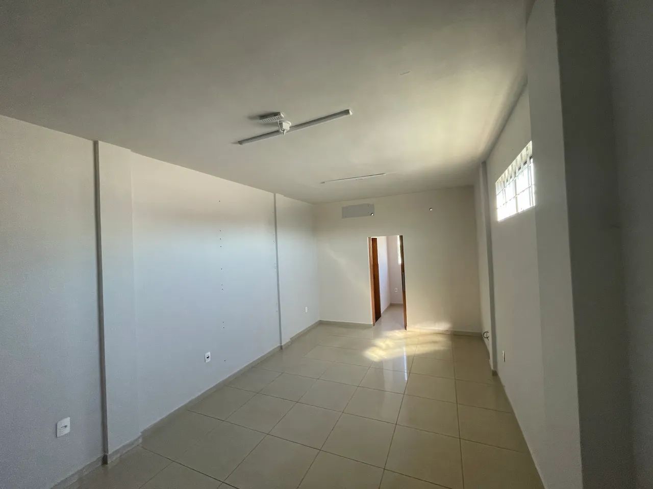Alugo Sala Comercial - Em frente ENERGISA - Foto 2