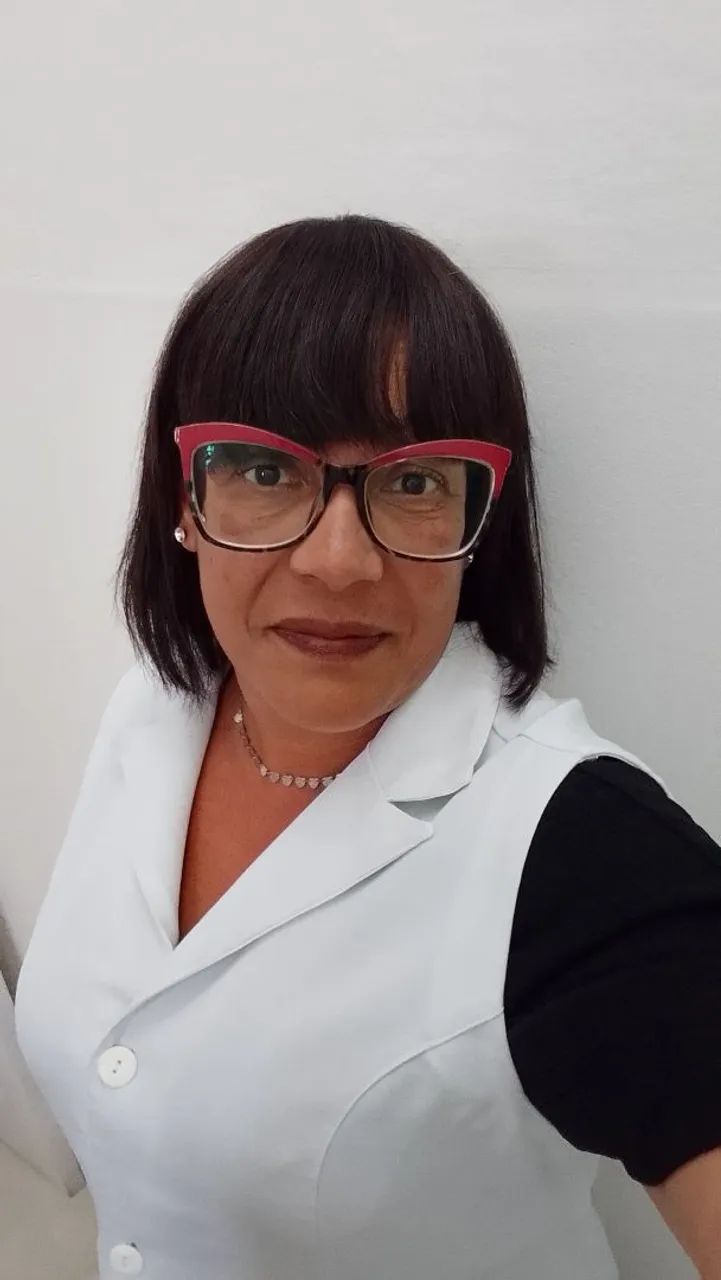 CUIDADORA DE IDOSOS/ PNE