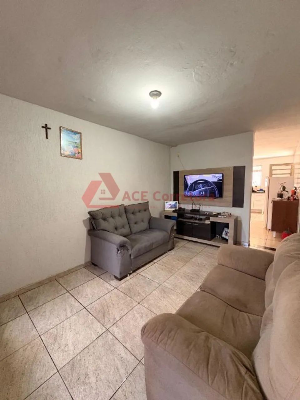 Casa com 2 Dormitórios e Garagem para 3 Carros - Foto 5