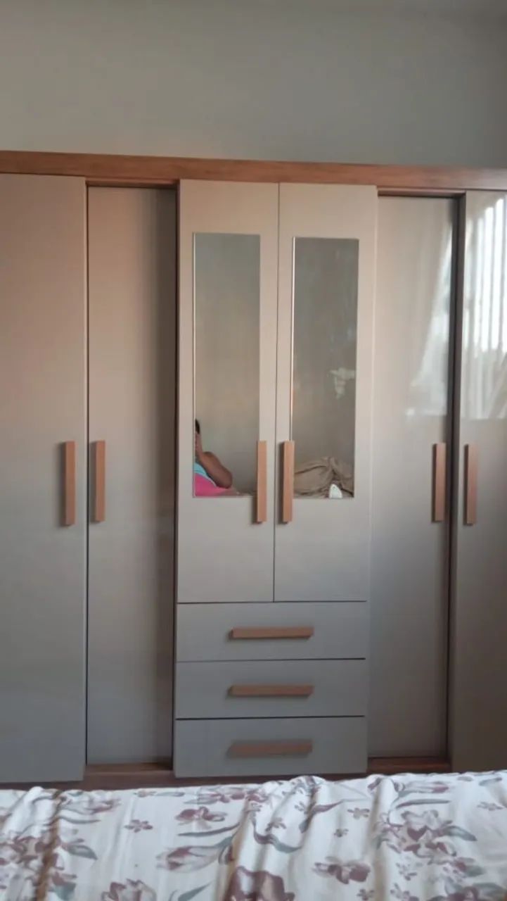 Guarda roupa