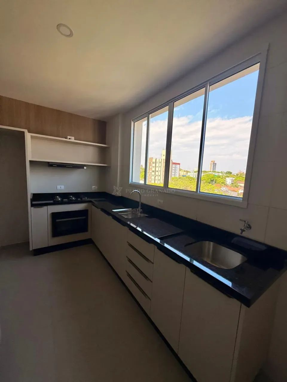 Apartamento 02 dormitórios | Zona 07 - Foto 5
