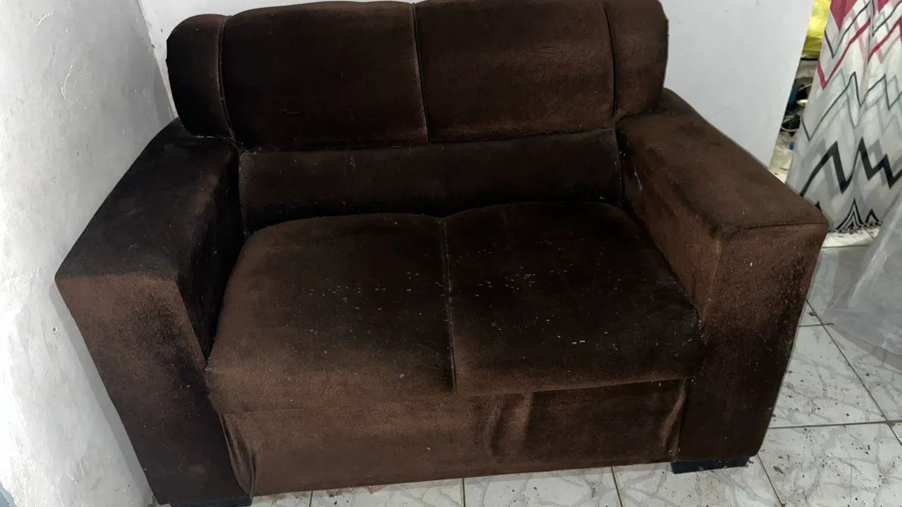 Sofá aconchegante e simples  - Foto 4