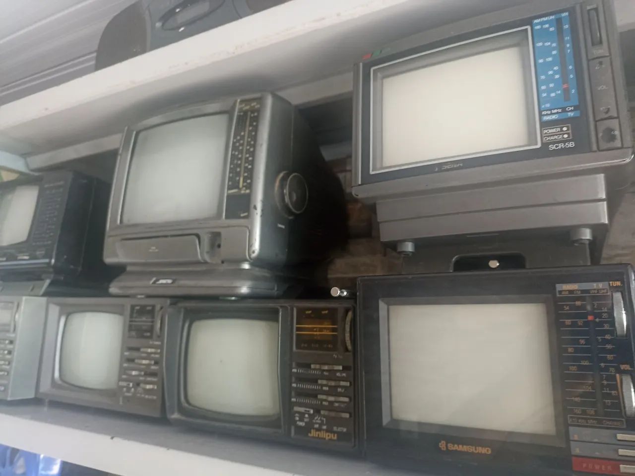 Tvs  5 polegadas antiga para decoração o concerto.. - Foto 3