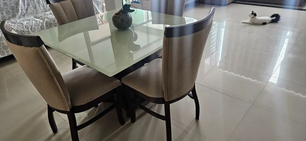 Mesa com 4 cadeiras - Foto 3