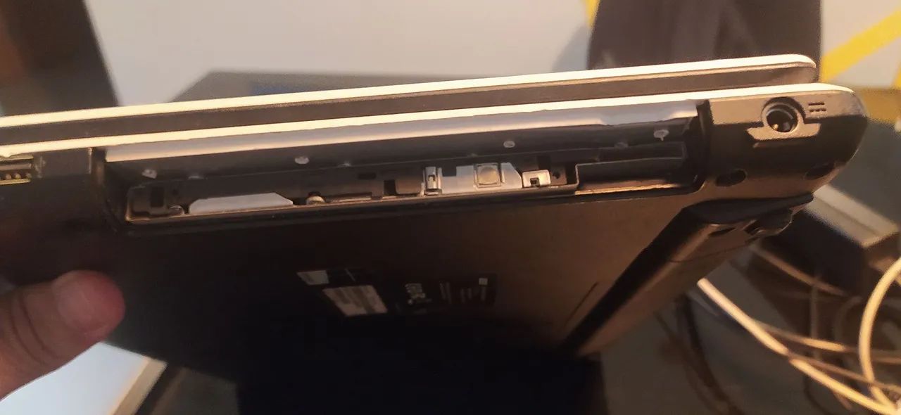 *Notebook Acer Aspire E5-471 usado<br> - Foto 3