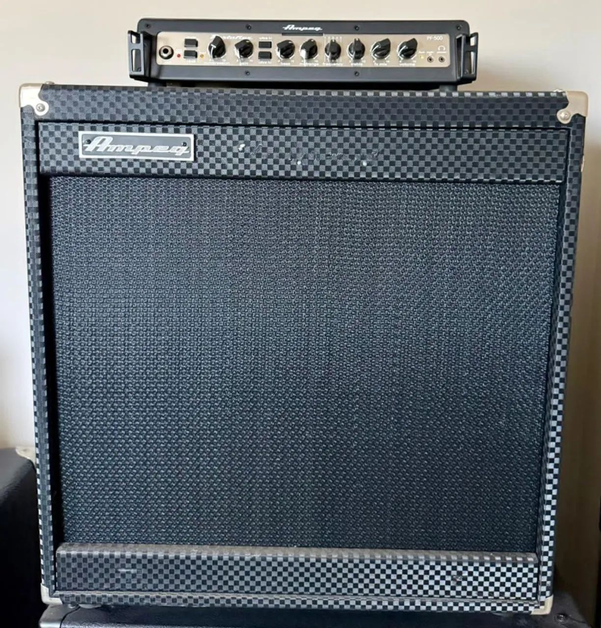 Amplificador baixo Ampeg head PF500 e gabinete PF210HE