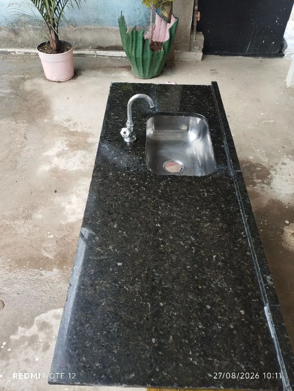 Vaso e cuba com granito 