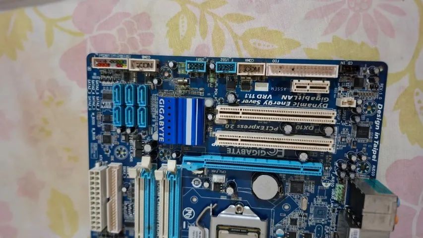 Kit Placa Mae e Processador Intel i5 550 - Foto 3