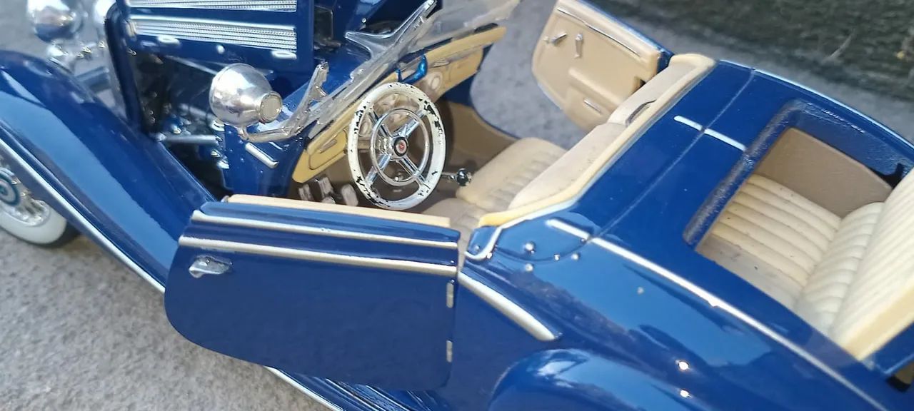 Miniatura Mercedes Benz 500 K 1936 - 1/18 - Foto 3