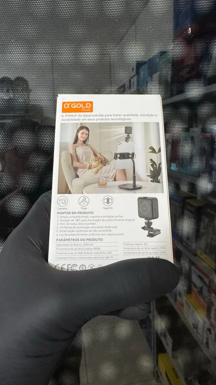 Luz Para Selfie E Vídeo Recarregável Com Suporte Multimídia - Foto 2