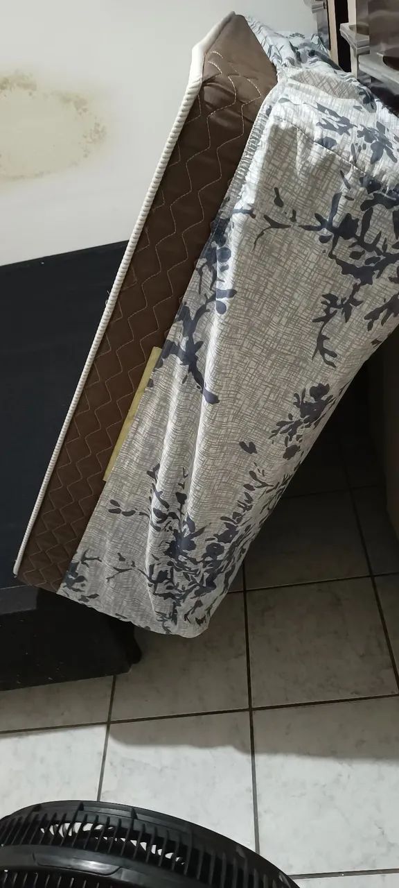 Vendo cama box solteiro com colchão valor 700 reais ZAP * - Foto 5