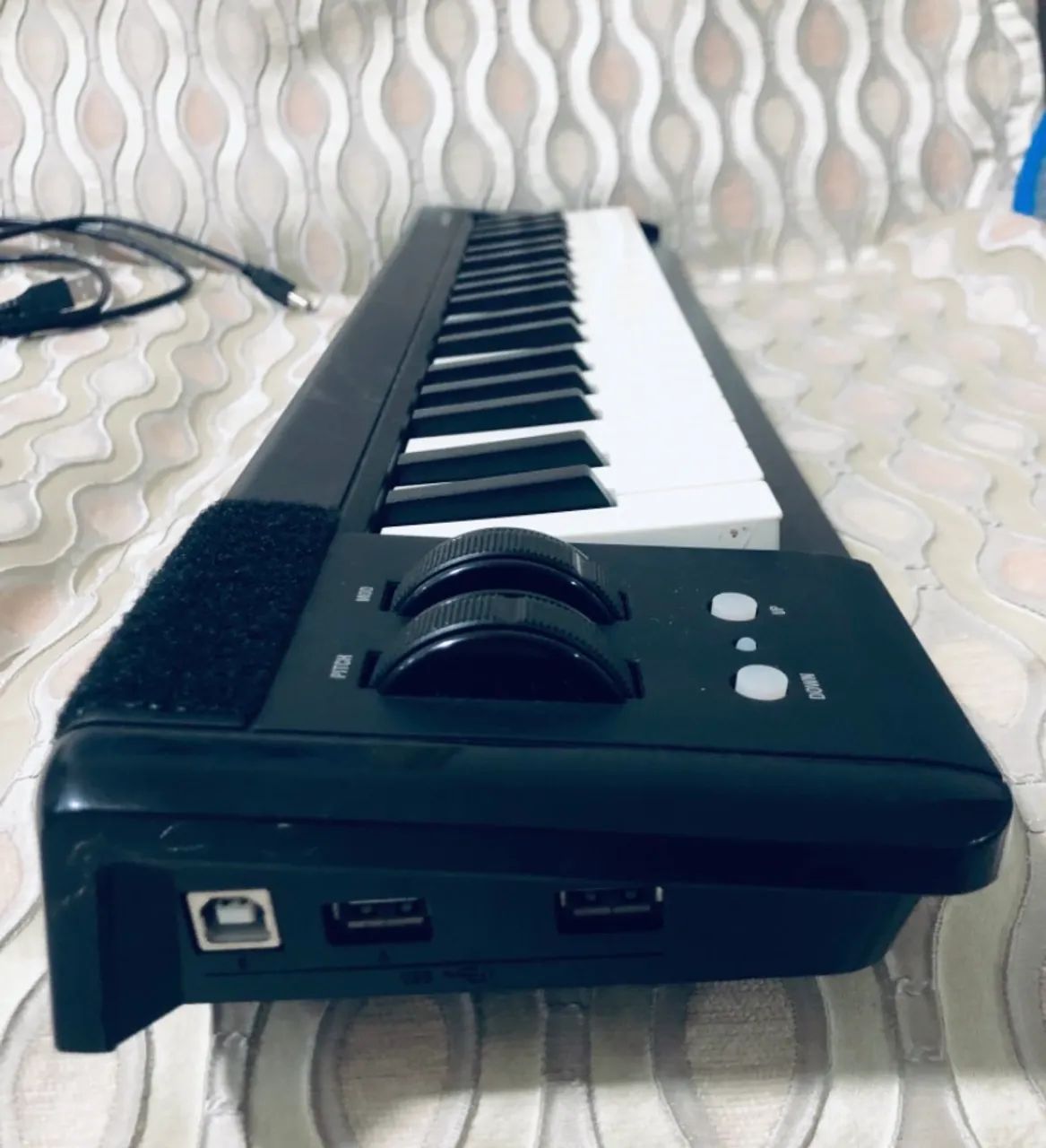 Controlador Korg Micro Key 37 - Foto 3