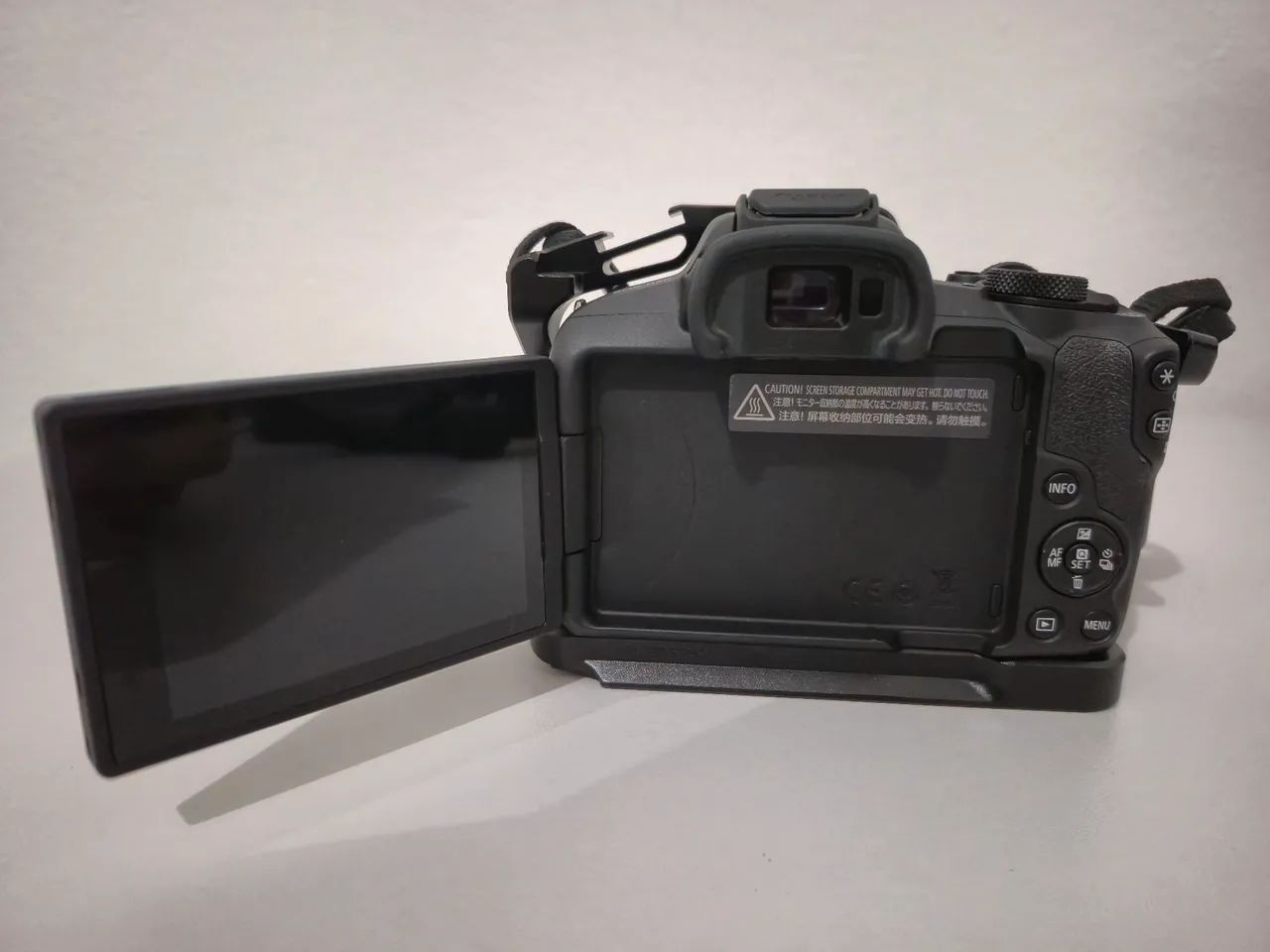 Câmera Canon EOS R50 - Foto 2