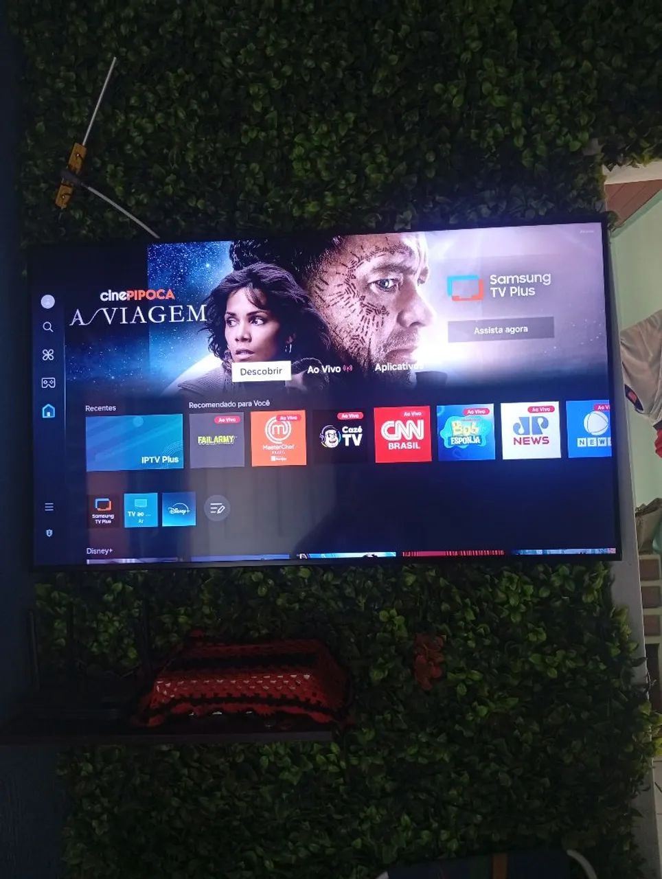 Vendo uma televisão smart da Samsung 50 polegadas 14 meses de uso.  1.800  * 